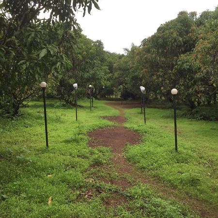 Misty Woods Eco Cottages Harihareshwar Exterior foto